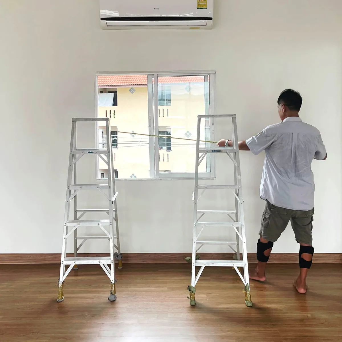 Measuring for the new curtain rail